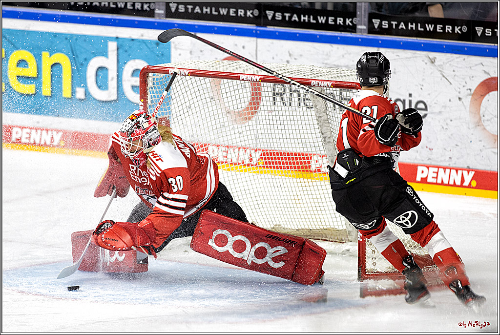 PENNY DEL;  Kölner Haie - Löwen Frankfurt; Köln, 01.12.2022